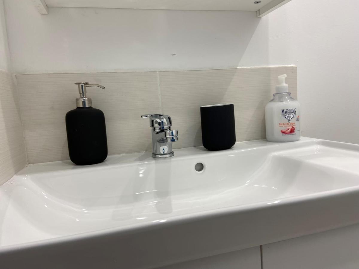 La Galerie, Proche Aeroport Apartment Tillé Екстериор снимка