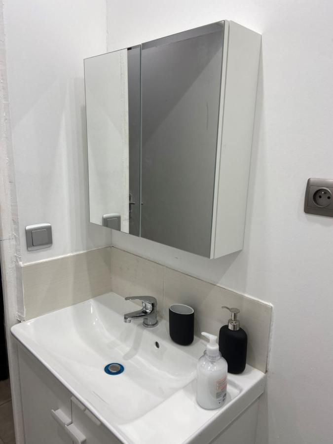 La Galerie, Proche Aeroport Apartment Tillé Екстериор снимка