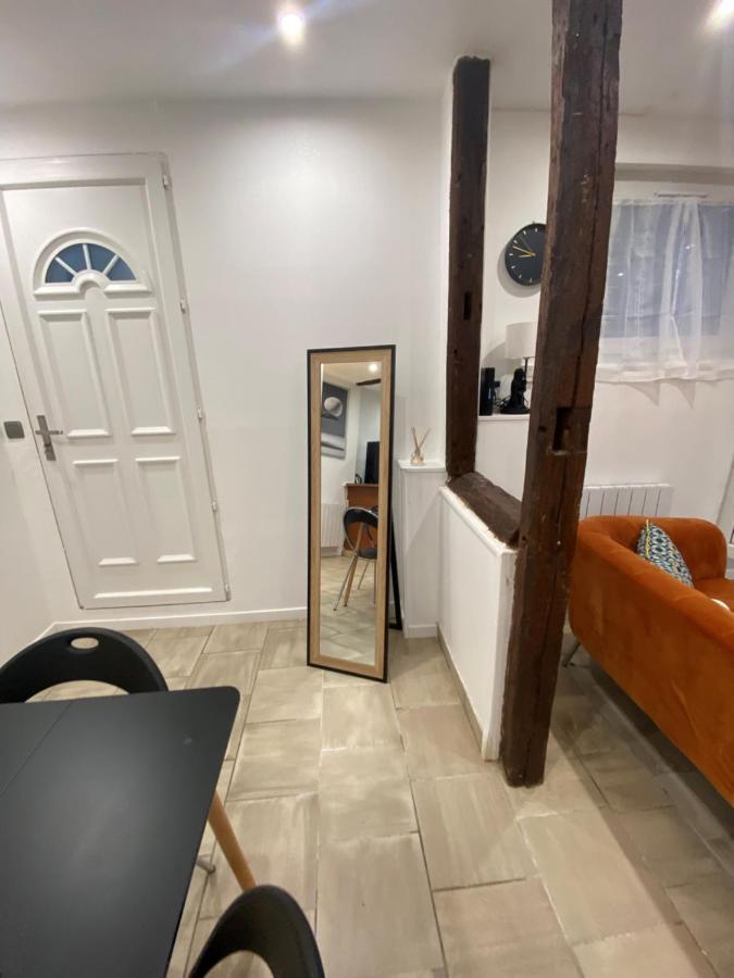 La Galerie, Proche Aeroport Apartment Tillé Екстериор снимка
