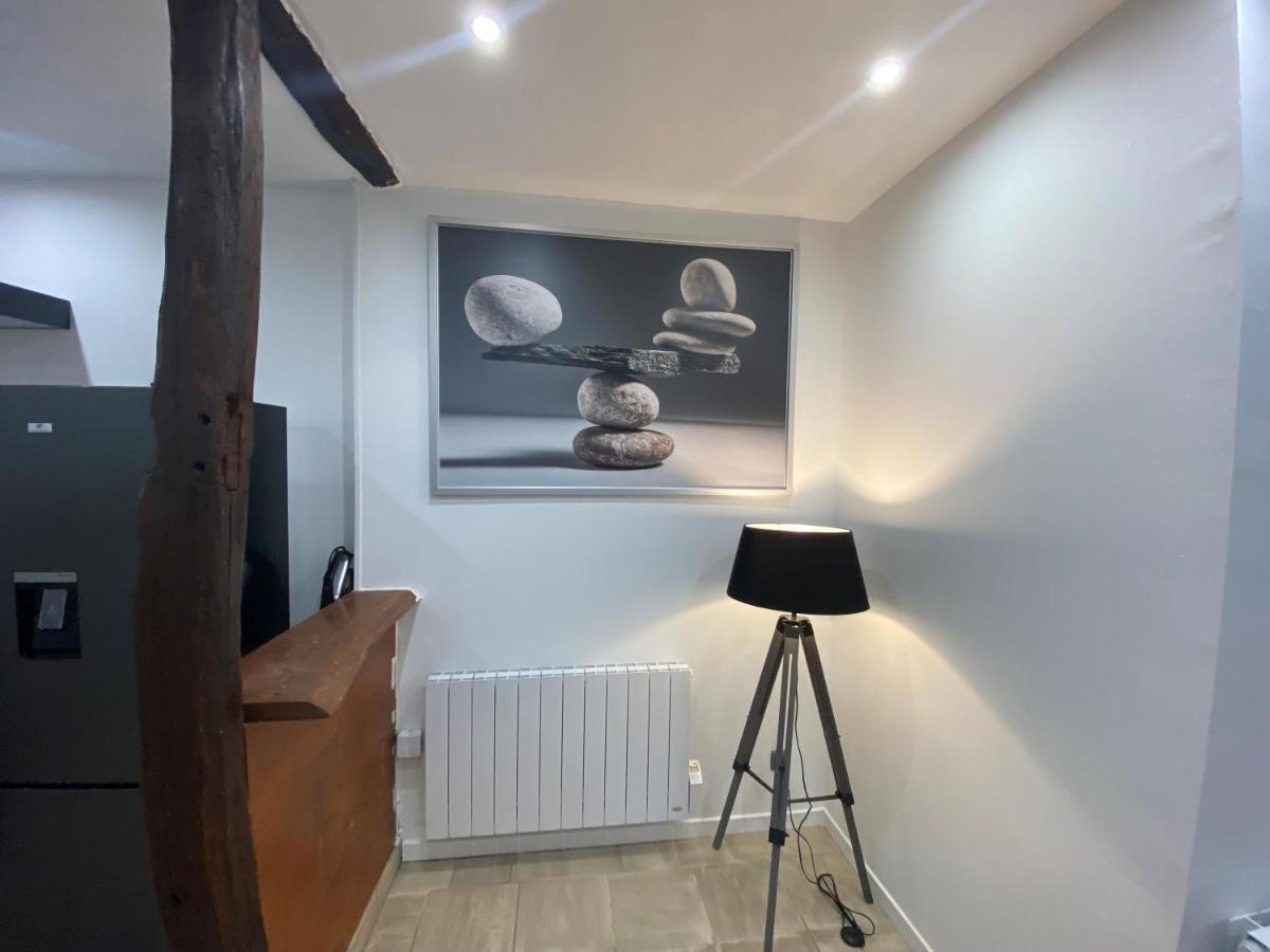 La Galerie, Proche Aeroport Apartment Tillé Екстериор снимка